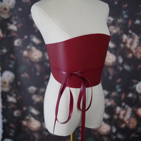 Dehanche Inspired Italian Vachetta Leather Corset Belt with Tie Straps in Red - Picture 2 of 16